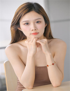 《日本一男多女》