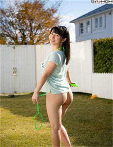 《单身俏妈咪》