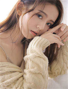 《美女胸18以下禁止看禁网站》